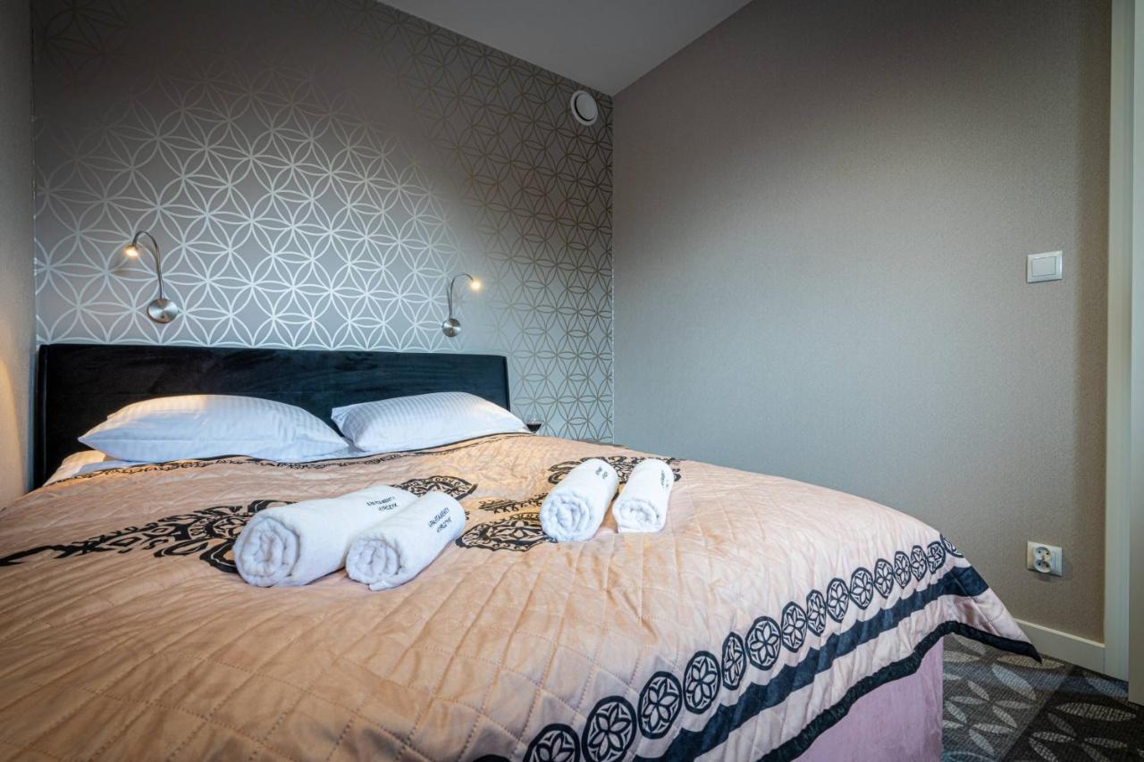 Apartamenty Hyrczyk Зомб Экстерьер фото