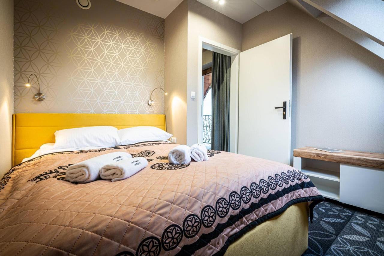 Apartamenty Hyrczyk Зомб Экстерьер фото